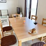 Seaview & Beachfront Jakov شقة *