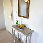 Seaview & Beachfront Jakov