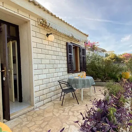 شقة Seaview & Beachfront Jakov Donji Okrug (Ciovo)