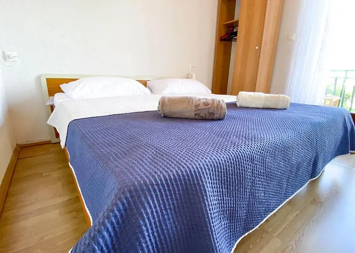 Apartment Seaview & Beachfront Jakov *