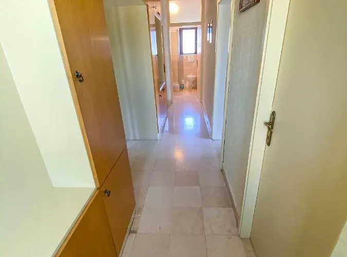 Apartment Seaview & Beachfront Jakov *